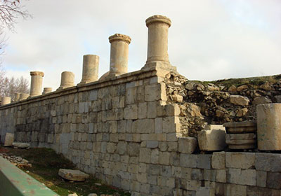 Kermanshah-Kangavar-Anahita-temple