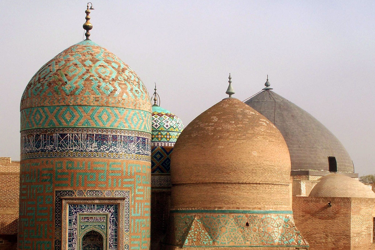 Take Sheikh Safi tomb world heritage sightseeing on Ardabil tour!