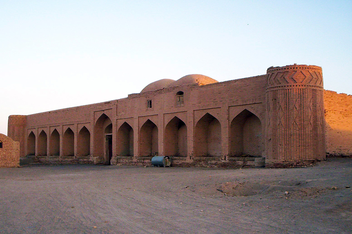 Dream in Persian Caravanserais on a guided trip on a private or group travel into Iran!