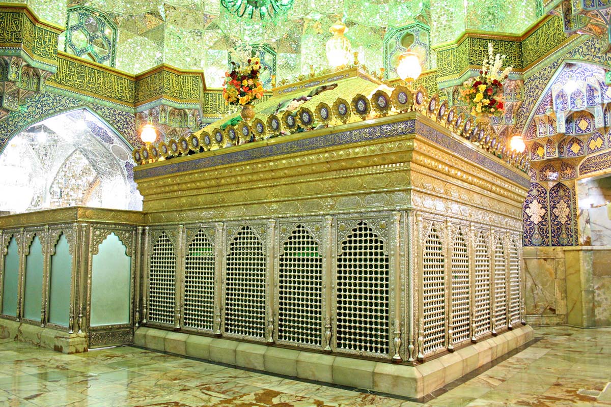 Masume Shrine, Qom