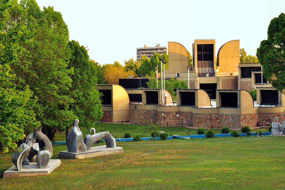 Tehran Museum of Contemporary Arts sightseeing