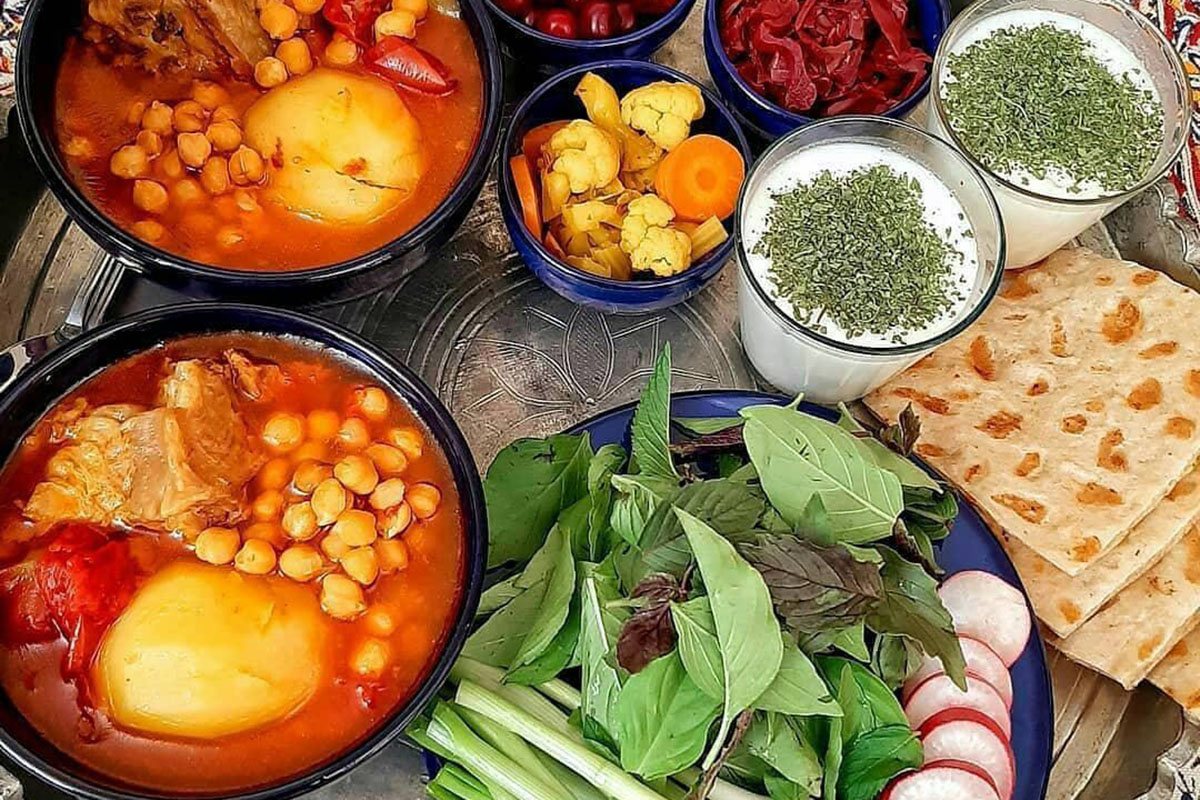 Abgoosht Felfel (pepper stew)  cooking on Hamadan food tour