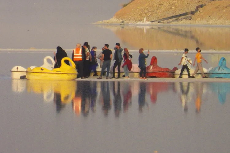 tour Salt lake paddle boating Maharloo lake