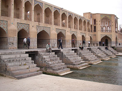 Isfahan-Khaju-bridge-short-tour